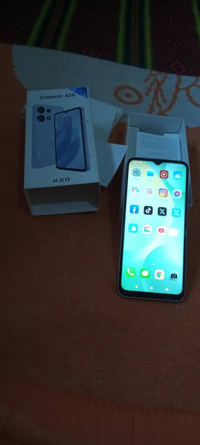 KXD Classic A10.12GB/128gb