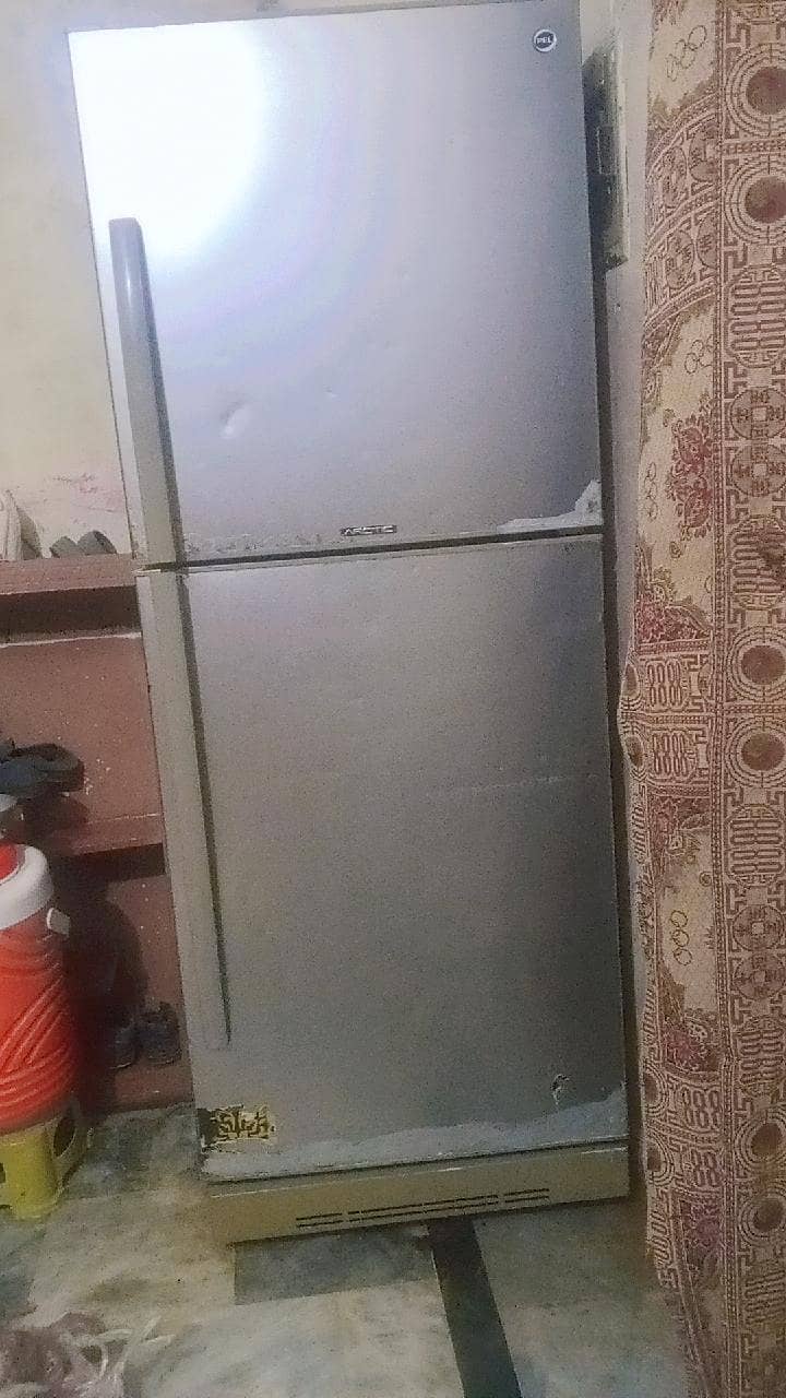 fridge 0