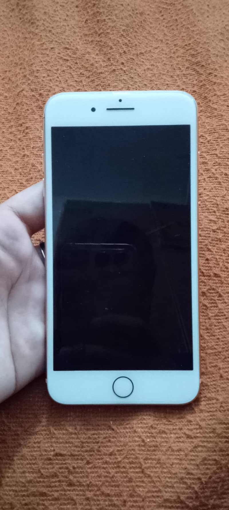 Apple iPhone 8 Plus 0