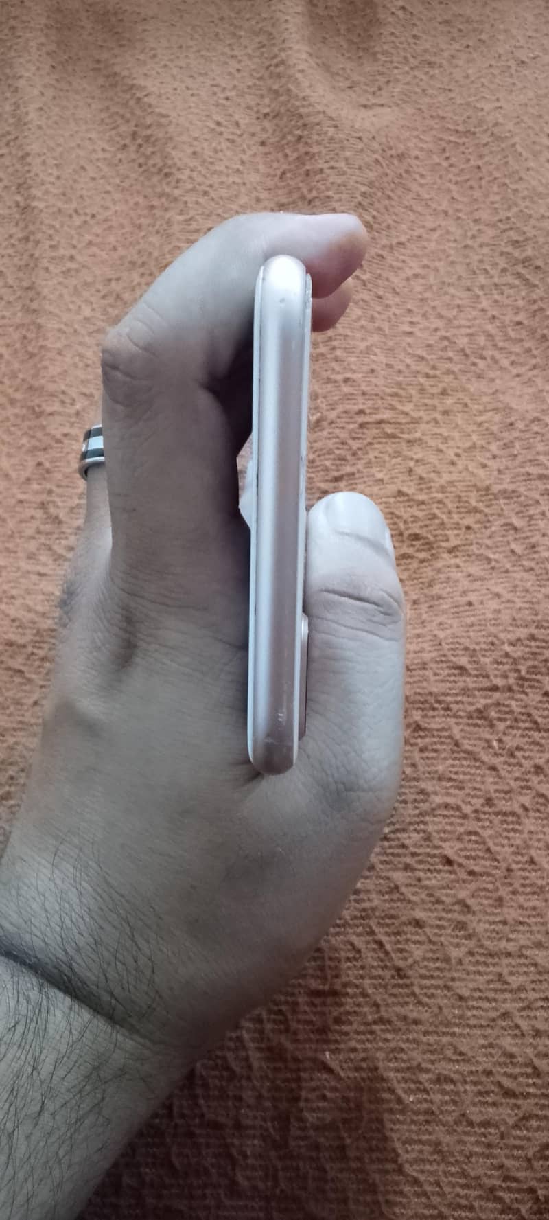 Apple iPhone 8 Plus 3