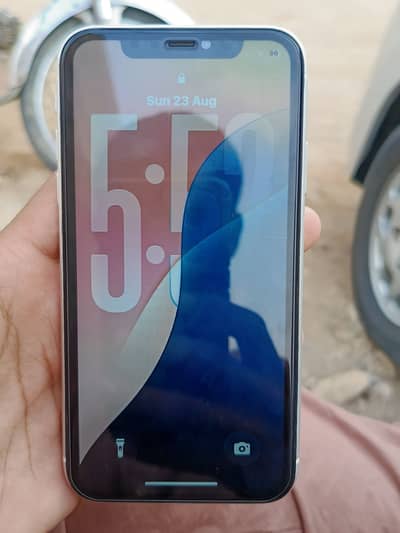 Apple iPhone 11