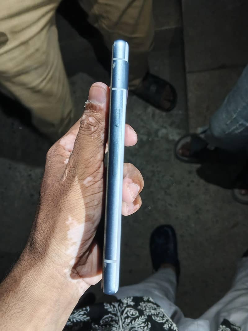Google Pixel 7a 3