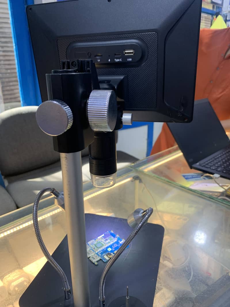 Microscope 0