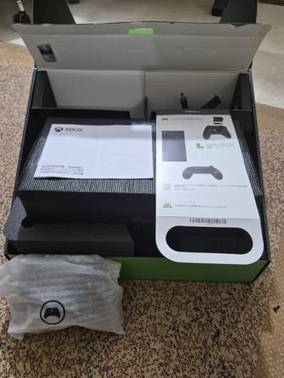 Xbox Series X | Japanese Varient | Like Brand new