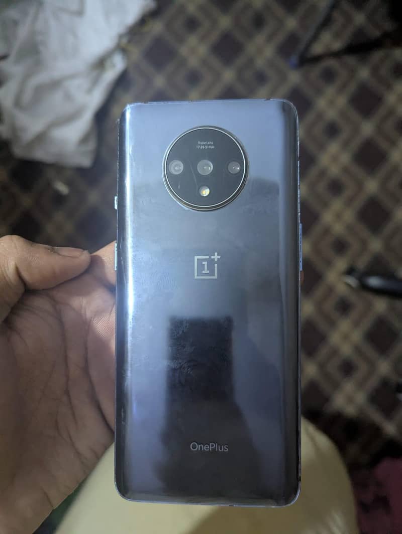 OnePlus 7T 1