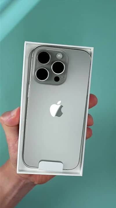 Apple iPhone 16 Pro Max