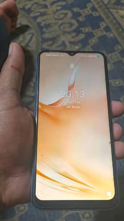 only phone no box no chrger
