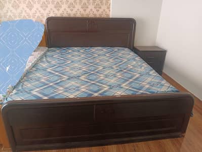 King size wooden bed set
