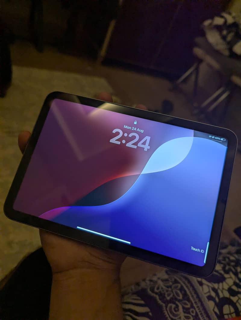 iPad mini 7 (A17 Pro) 1
