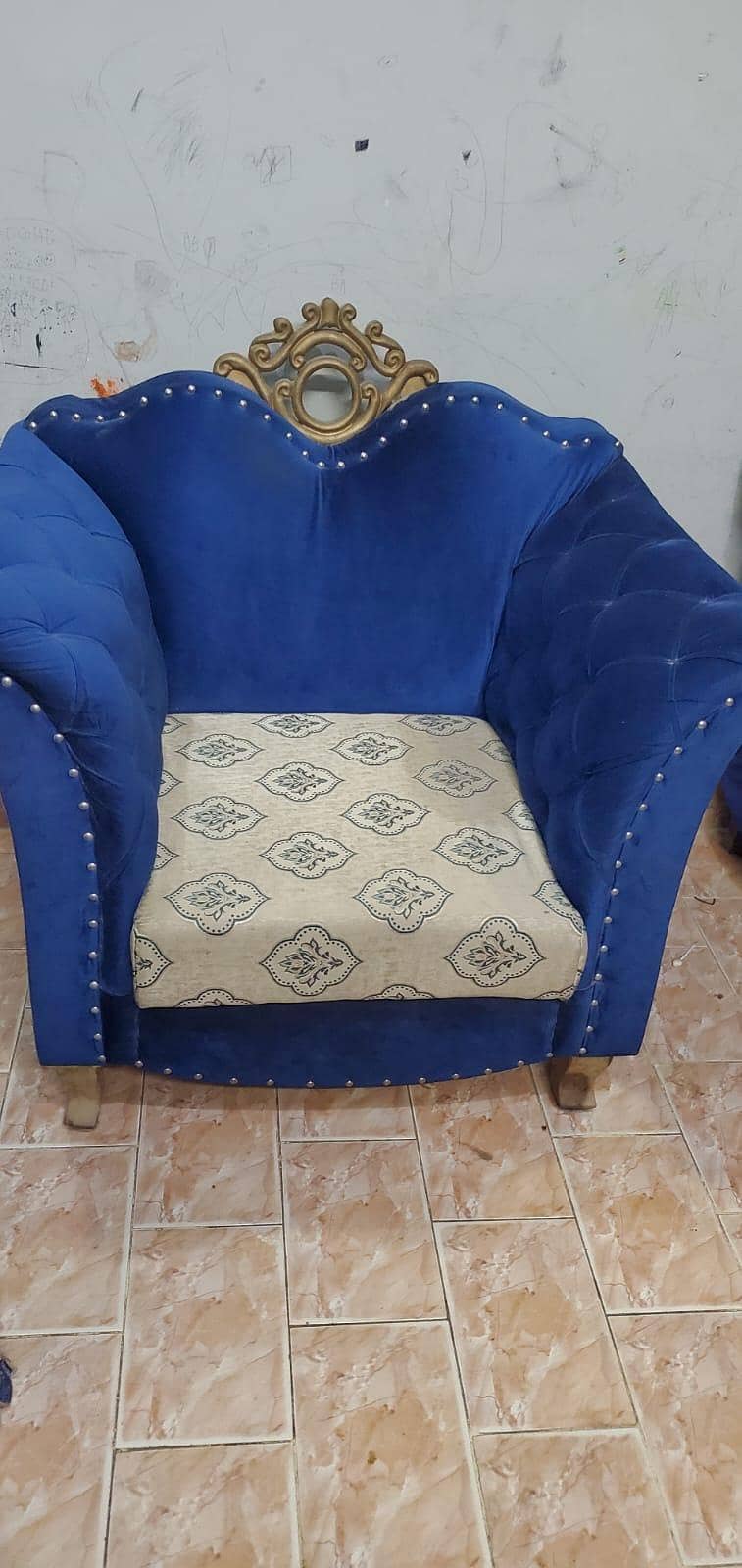 sofa selling 4