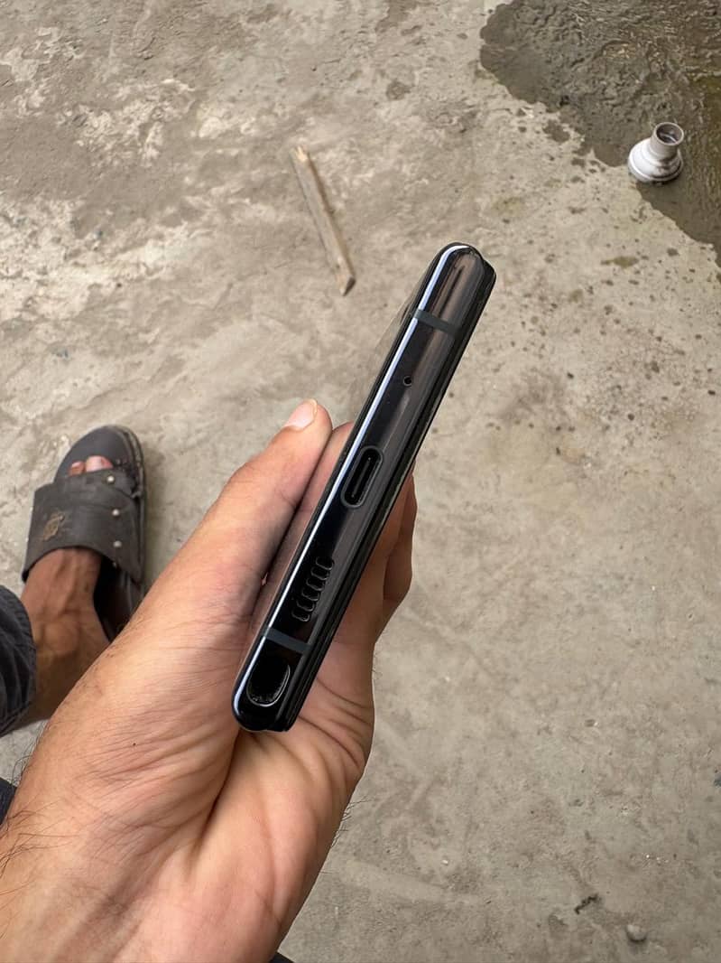 Samsung Mobile Note 10 Plus 3