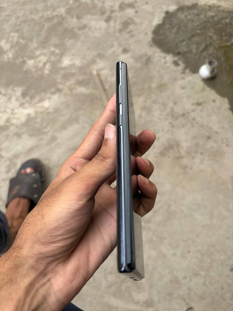 Samsung Mobile Note 10 Plus 4