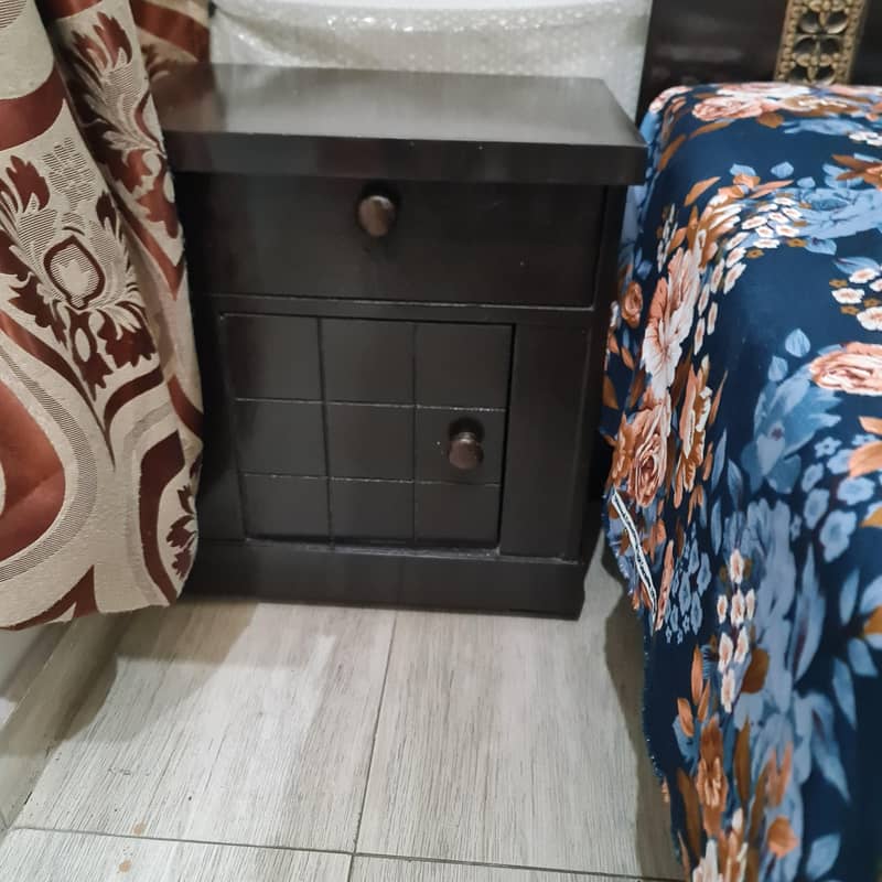 double bed set with dressing 4