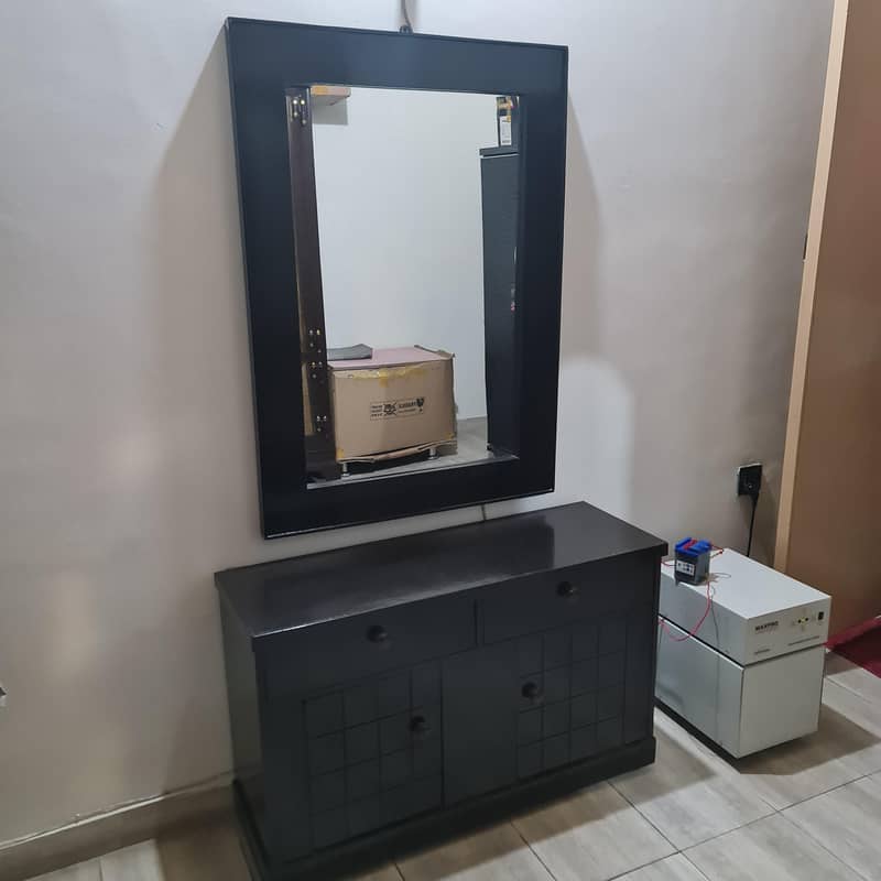 double bed set with dressing 5