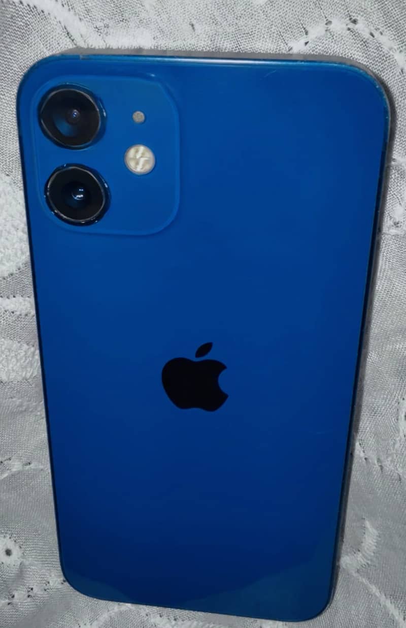 Apple iPhone 12 mini 3