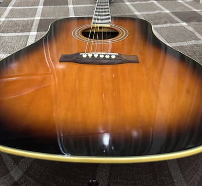 Acoutic guiter