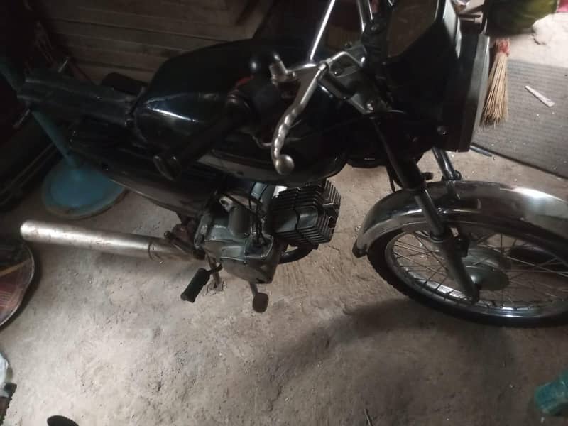 Suzuki 1