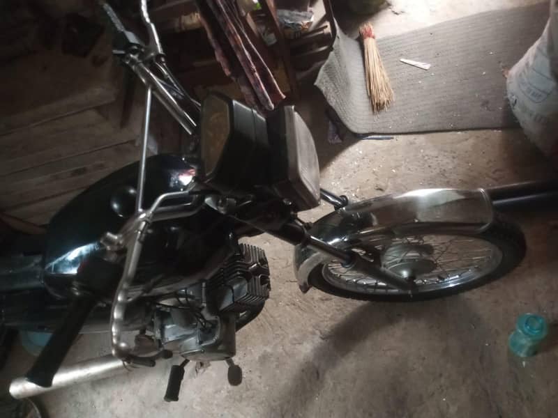 Suzuki 2