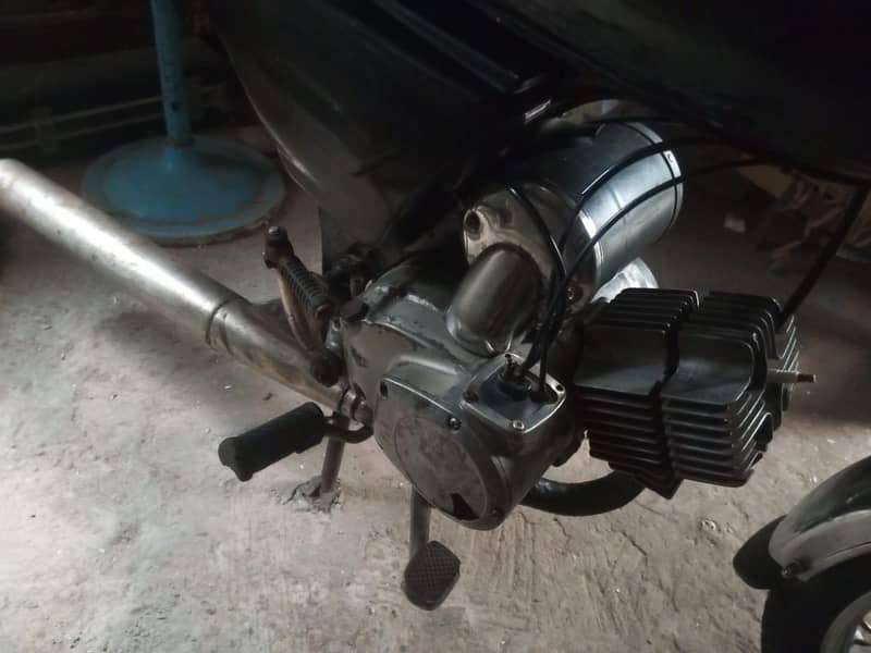 Suzuki 3