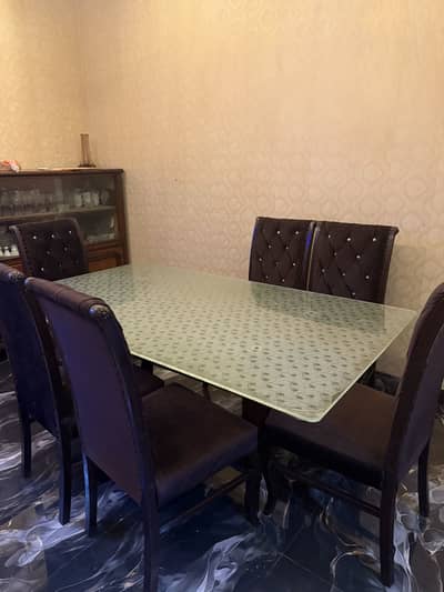 Dining table with 6 chairs