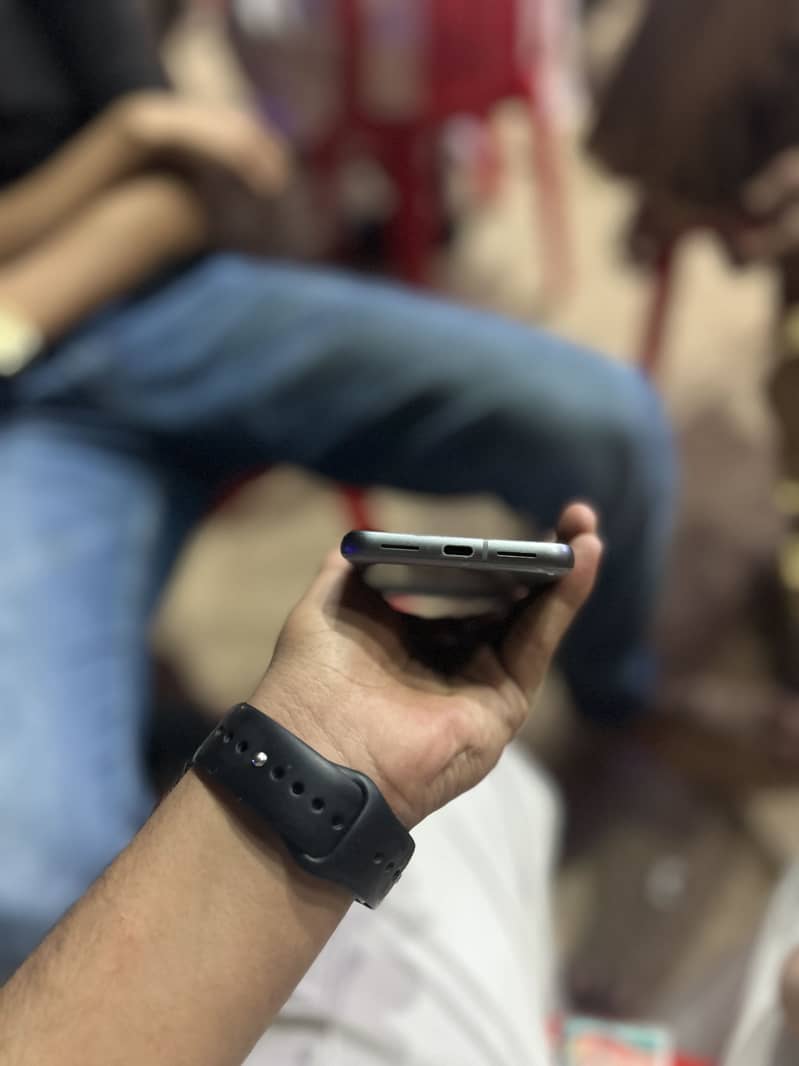 Google Pixel 8 2