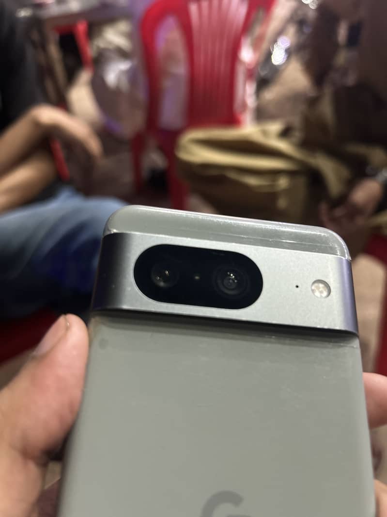 Google Pixel 8 5
