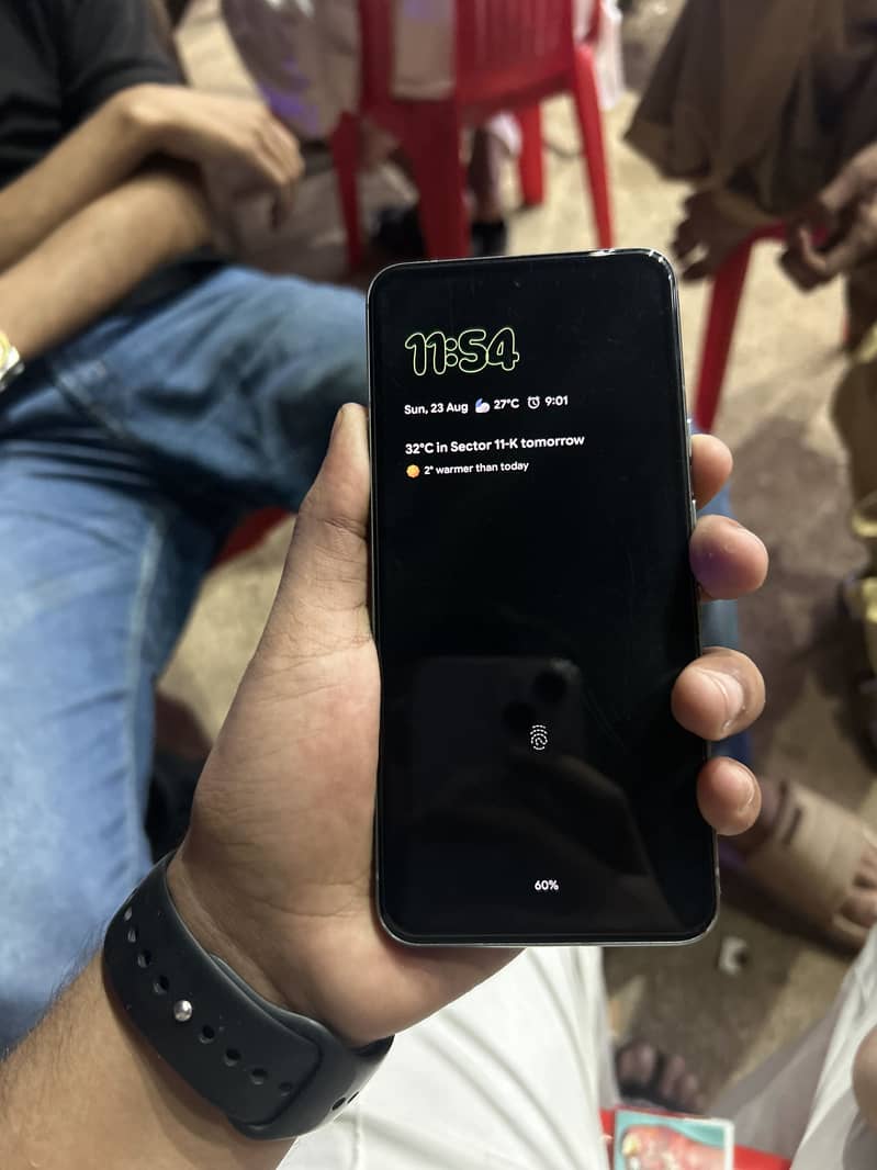 Google Pixel 8 7