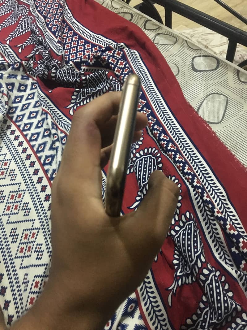 iPhone 11 Pro Max 3