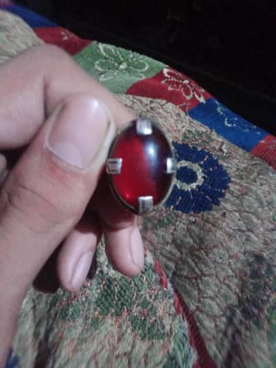 this is a yakub stone is best clear WhatsApp number 03495833651