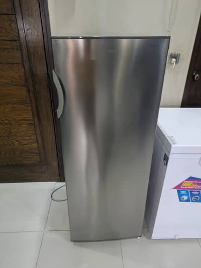 Homage Upright Freezer HDF-225V – Stainless Steel, 7 Cubic Feet