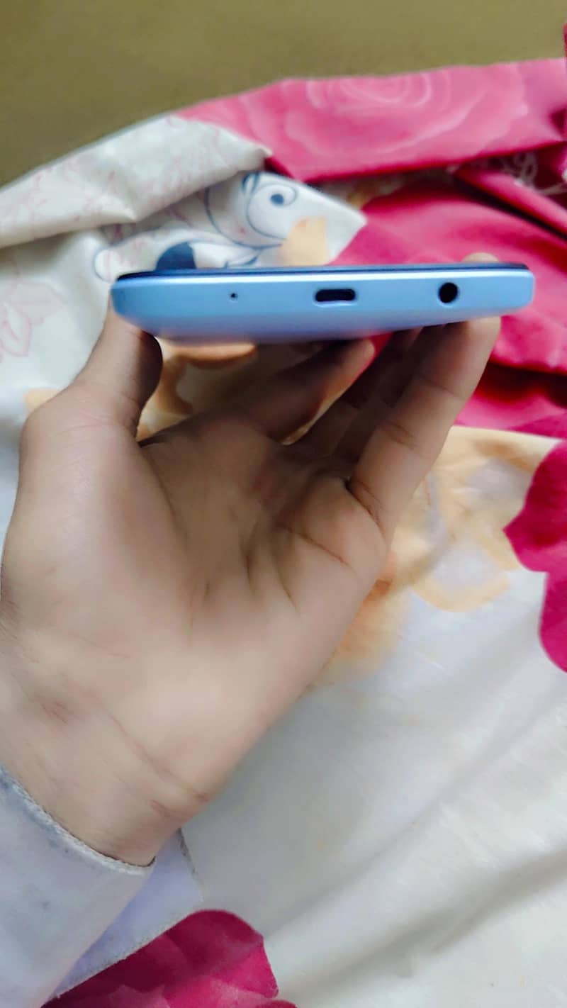 Xiaomi Redmi A2 Plus 3