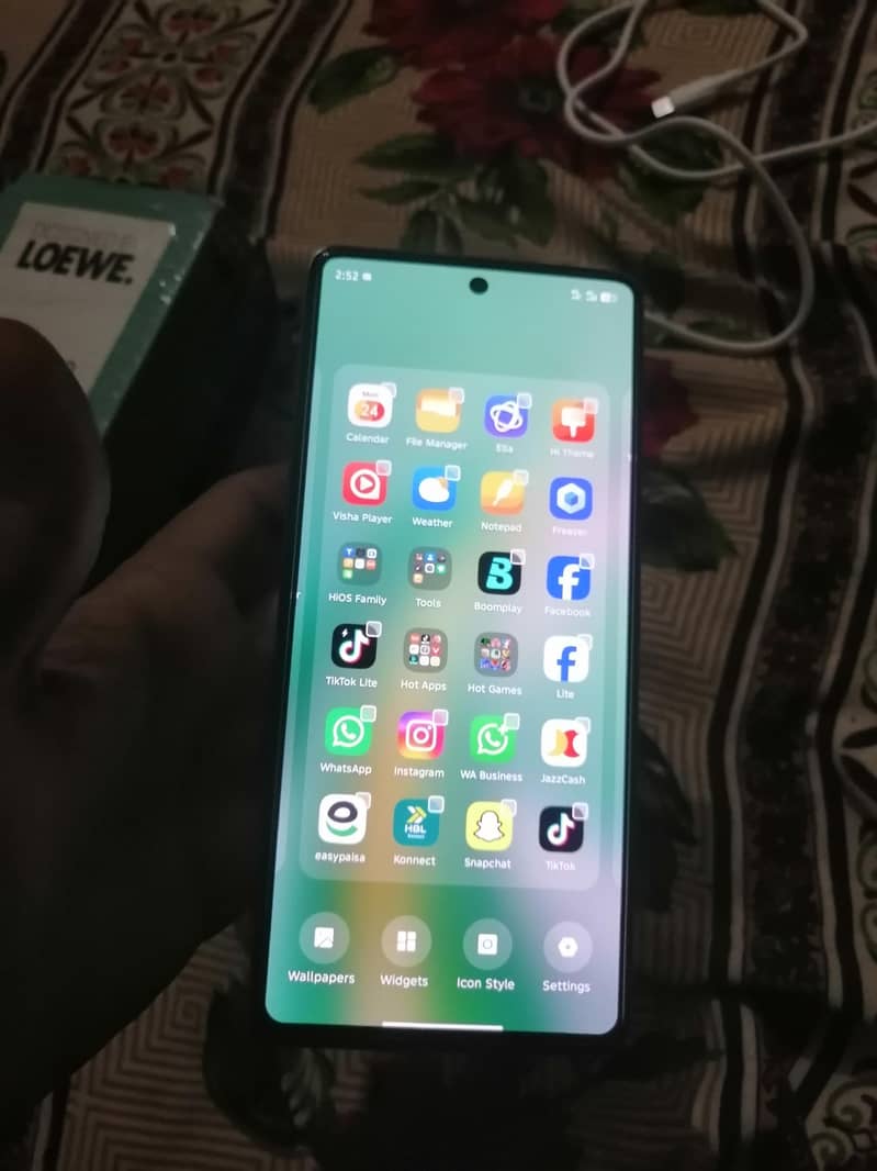 Tecno CAMON 30 0