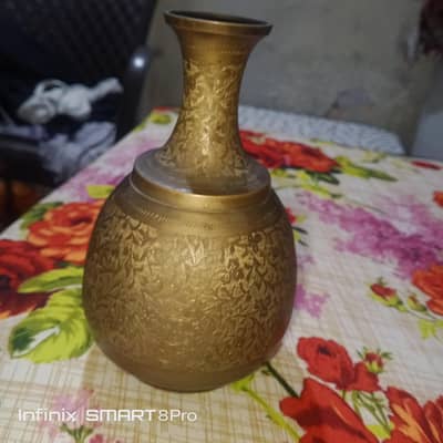 surahi + aftaba