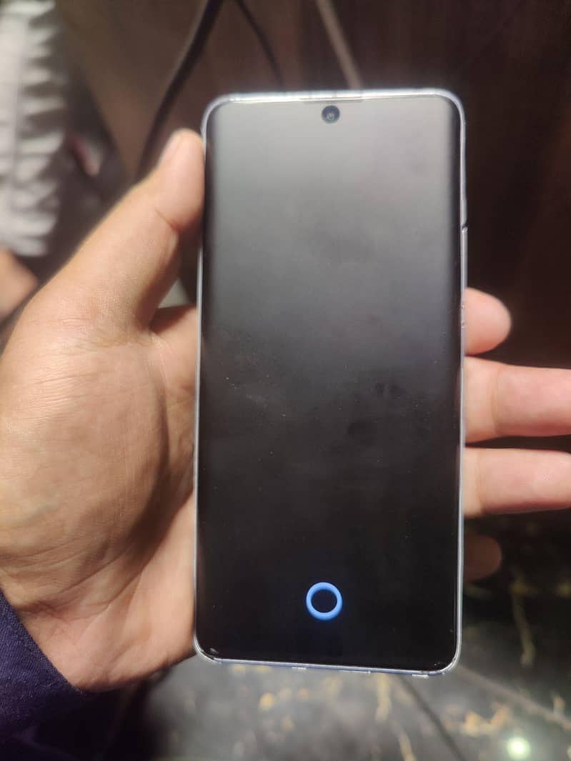 Xiaomi Redmi Note 13 Pro Plus 3
