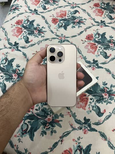 Apple iPhone 16 Pro