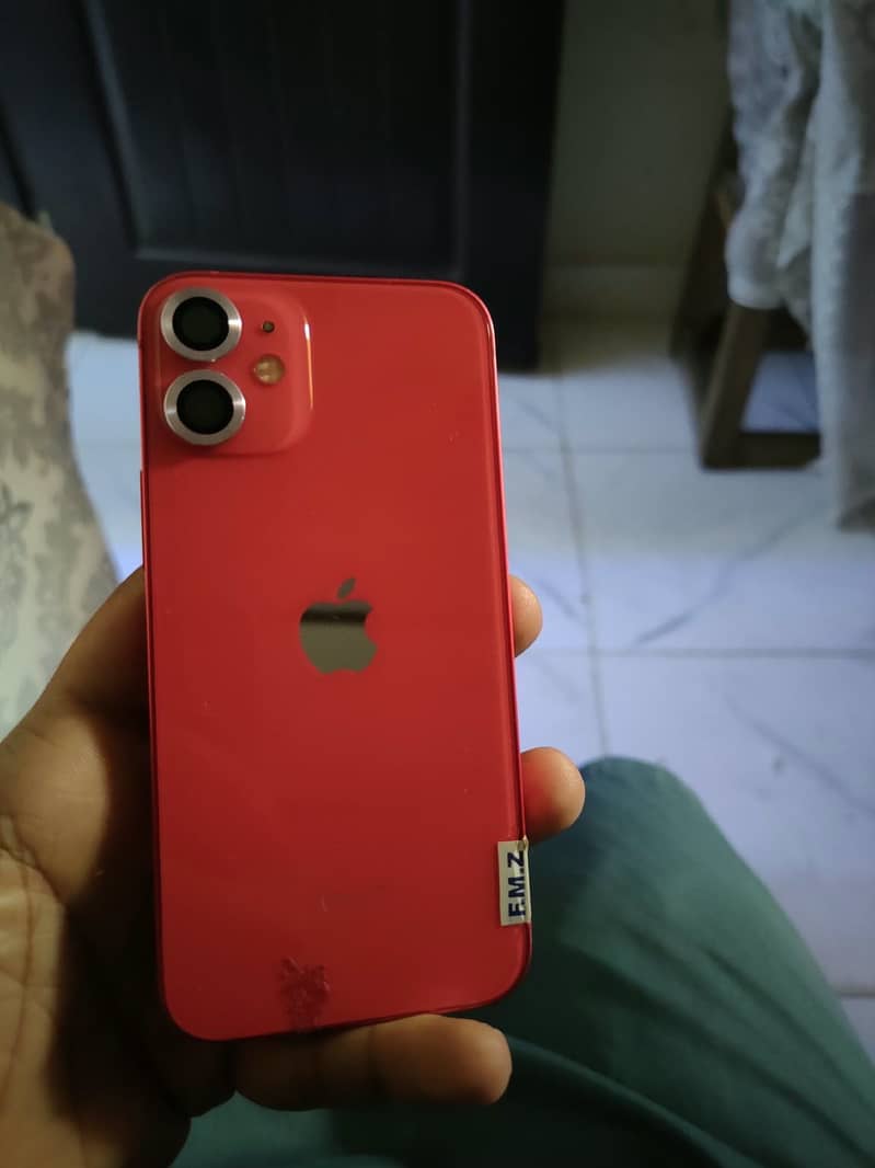 Apple iPhone 12 mini 6