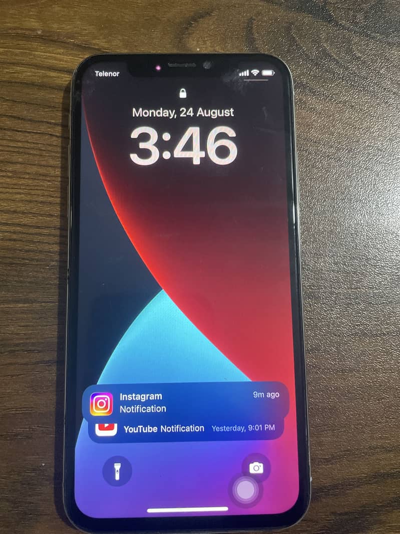 Apple iPhone X 0