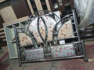 steel bed for sale king size price 37000 Joher Karachi 03101188962
