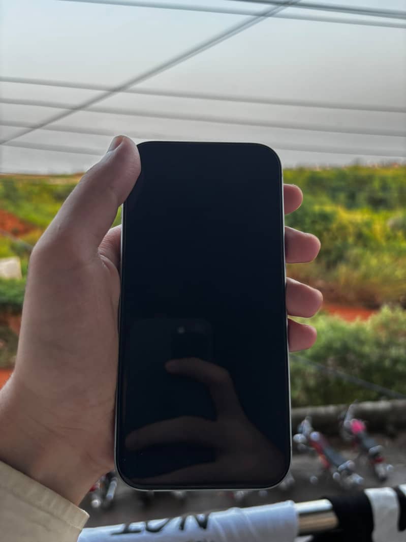 Apple iPhone 15 0
