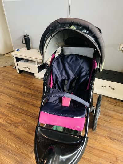 Graco brand stroller/10/10 Condition no fault