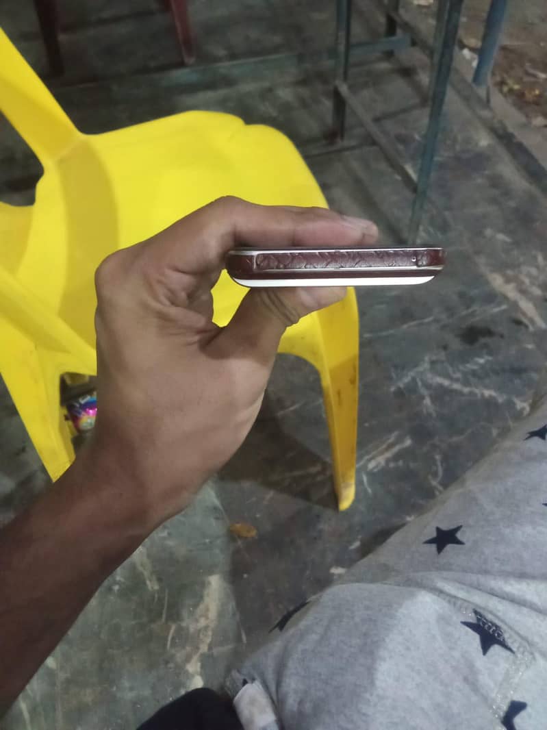 Google pixel 8 3