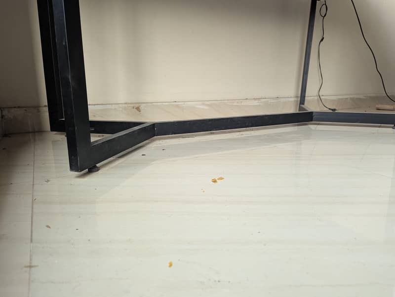 table for computer or laptop 1