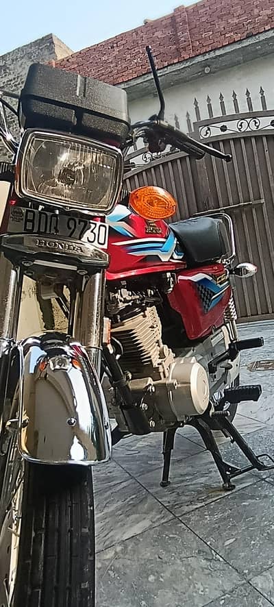 hunda cg 125 10/10 condition