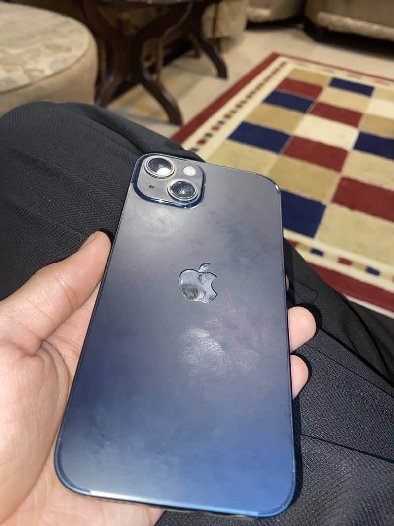 Apple iPhone 13 2
