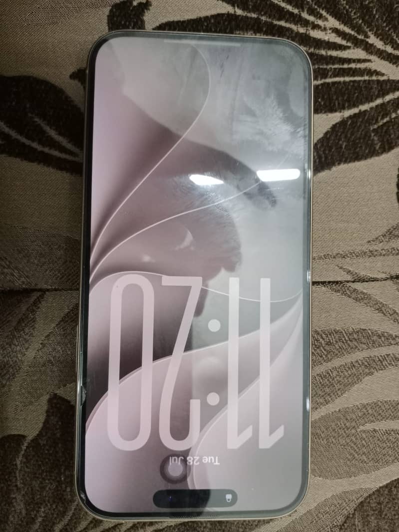 Apple iPhone 16 Pro Max 0