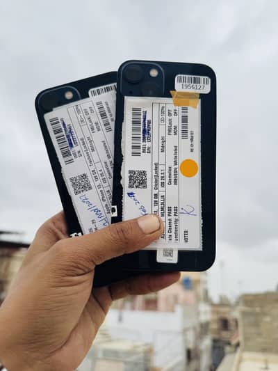 Apple iPhone 13