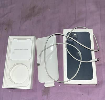 Apple iPhone 13