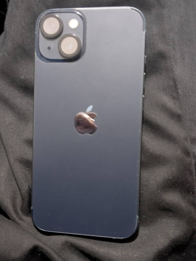 Apple iPhone 13 100 battery health 3