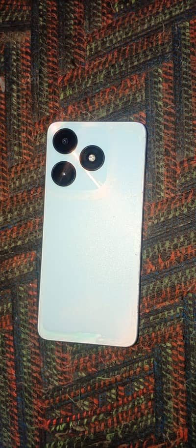 Tecno Spark 10 4 128