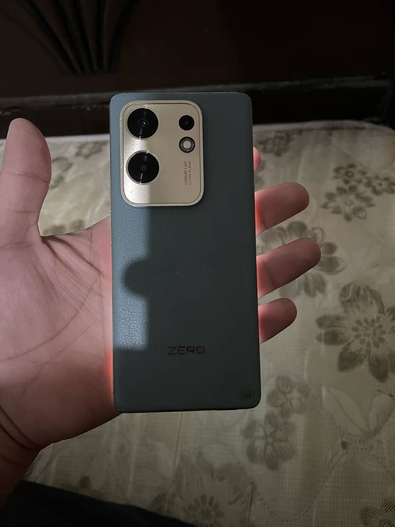 Infinix Zero 30 1